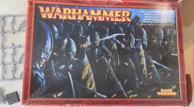Brocas Warhammer Dark Elves Warriors en caja Foto 1 de 4