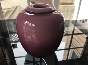 VINTAGE TANGO VASE AMETHYST ART GLASS VASE - Picture 1 of 8