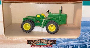 Spec Cast John Deere 8020 4-Wheel-Drive Tractor 1:43 #JDM-059 NIB #64 - Picture 1 of 1