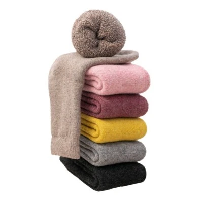 Calcetines de cachemira térmicos suaves gruesos cálidos acolchados hechos a mano en Nepal Foto 1 de 4