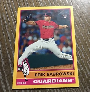 Erik Sabrowski Rookie 2025 Topps Heritage Gold Insert #433 Guardians “76 Design - Picture 1 of 2