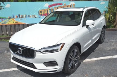 2019 Volvo XC60 T6 Momentum AWD 4dr SUV - Image 1 of 4