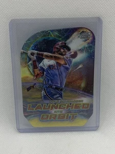 2023 Topps Chrome Cosmic Launched Into Orbit Gold Refractor Kyle Schwarber 5/50 - Picture 1 of 3