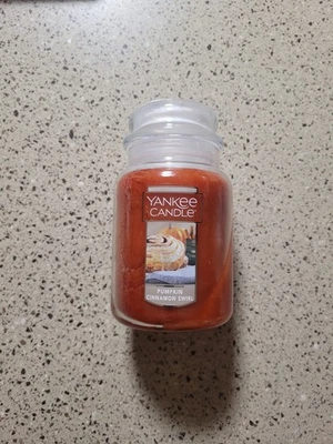 Yankee Candle PUMPKIN CINNAMON SWIRL Single Wick Large Jar Candle 22oz  - Image 1 of 3
