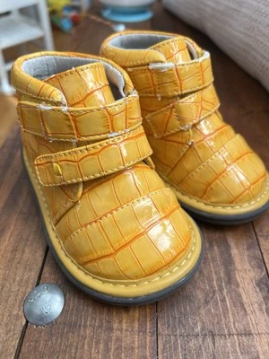 WEE SQUEAK Toddler Shoes - Image 1 of 4