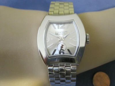 #539 ladys BEDAT&CO  CONCEPT watch bracelet - image 1 of 4