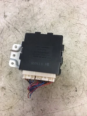 1998 LEXUS ES300 THEFT 锁定模块 89730-33121 — 第 1/3 张图片