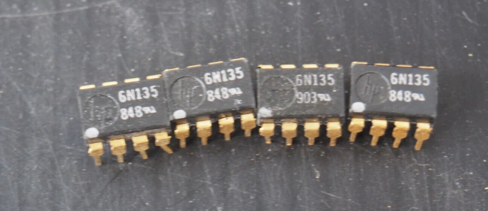 6N135 / IC / DIP / HP / CABLES DE ORO / 4 PIEZAS (cantidad) Se envía desde EE. UU. Foto 1 de 1