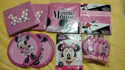 Minnie Mouse Party Pack - Image 1 of 4