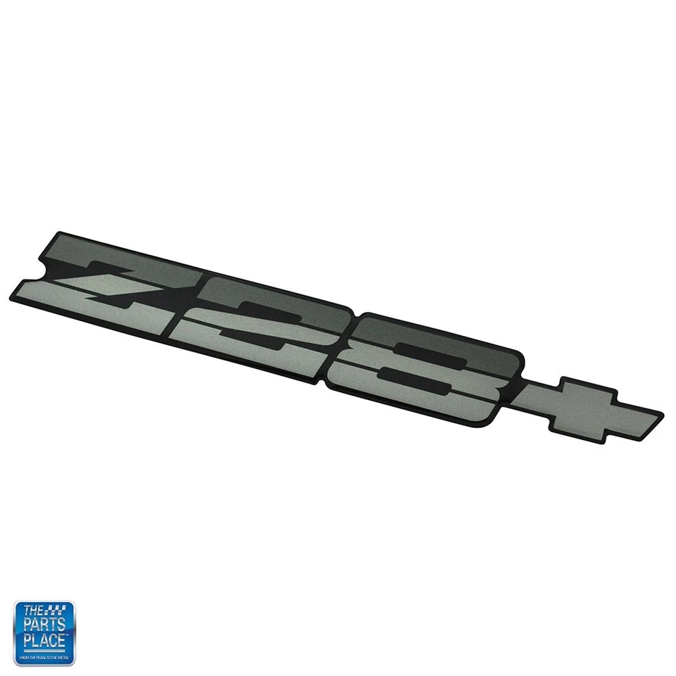 Chevrolet Camaro Z28 Z-28 1983-84 panel trasero emblema carbón GM 14065280 Foto 1 de 1