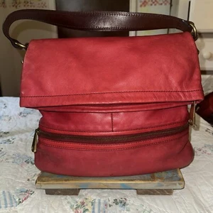 FOSSIL Red Leather EXPLORER Foldover Shoulder Bag Hobo Handbag (AJ) - Picture 1 of 14
