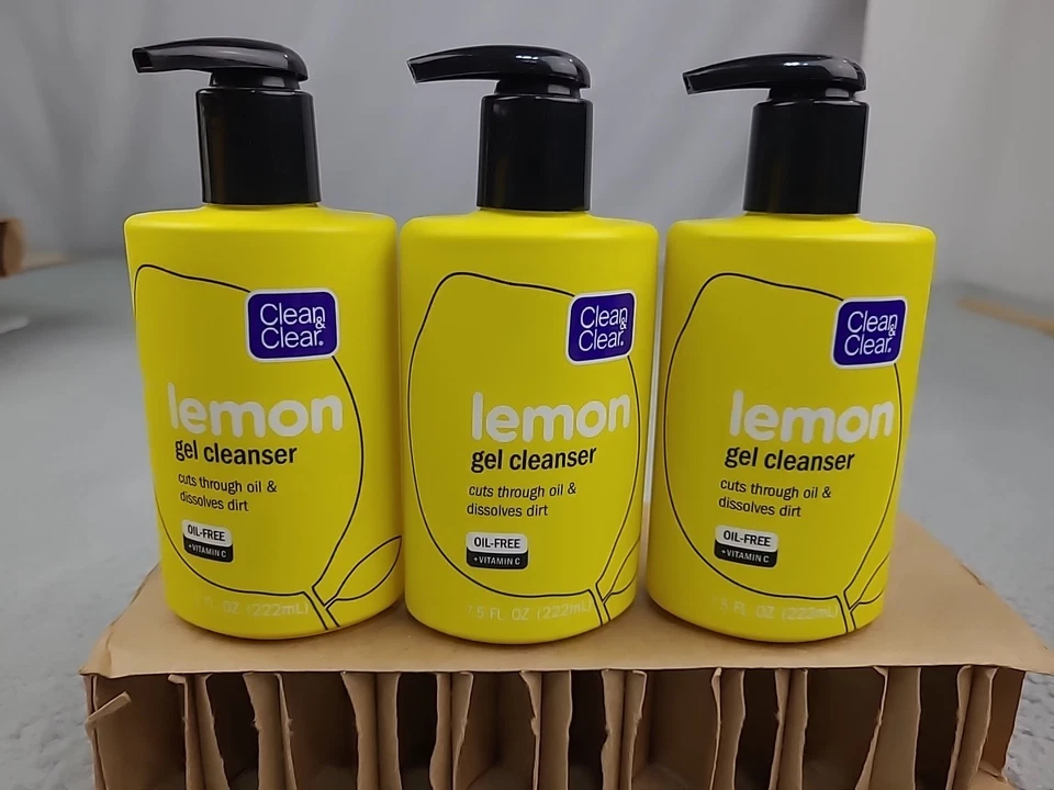 CLEAN & CLEAR Lemon Gel Cleanser - 222ml