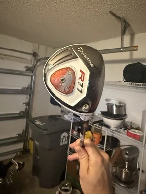 TaylorMade R11 Adjustable Golf 3 Fairway Wood Right Handed Stiff Flex - Image 1 of 2