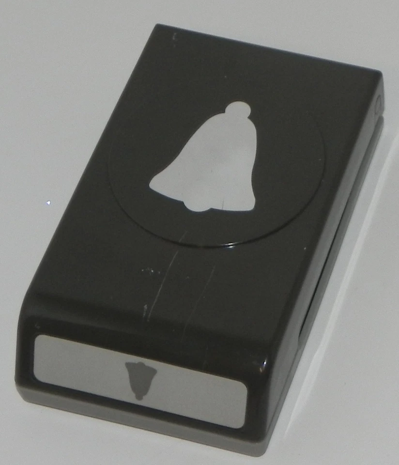 CAMPANA DE VACACIONES NAVIDAD DELGADA ESTAMPACIÓN EK ÉXITO GRAN PUNZÓN DE PAPEL Foto 1 de 1