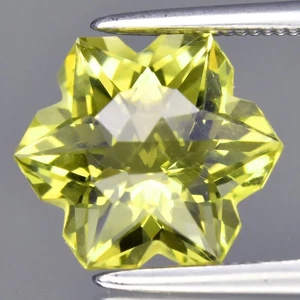 π 2.75ct 9x9mm VS Snowflake Natural Olive Quartz - Brazil Gemstone - Picture 1 of 4