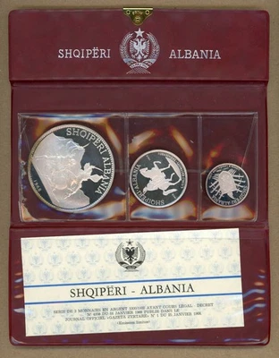 1968年阿尔巴尼亚银色套装。 5、10、25 Lekë银币套装 — 第 1/3 张图片
