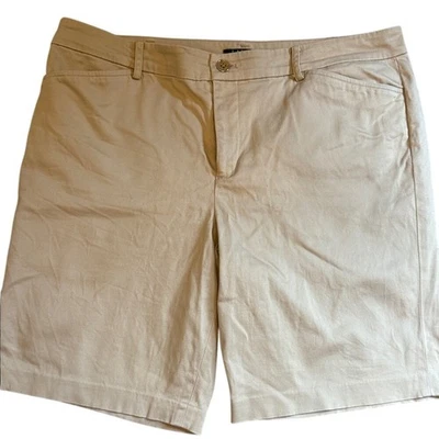 Bermudas Lauren Ralph Lauren color caqui tostado 9" entrepierna para mujer talla 14 Foto 1 de 3