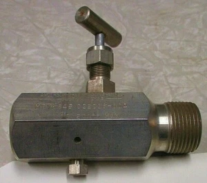 Gauge Valve | ANDERSON-GREENWOOD M9VKS46 022236004 | 3/4" M x 1/2" F | 3000psi - Picture 1 of 12