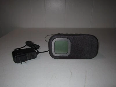 iHome iBT210 Bluetooth будильник радио с USB зарядки черный колонки и Alar - Изображение 1 из 4