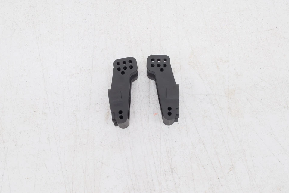 Ofna 36081 Rear Up-Right   (Parts pulled from a new RTR Ravager 9.5) - Image 1 of 4