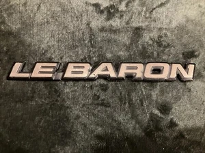 OEM 1989-1991 Chrysler LE BARON LEBARON Rear Trunk Emblem 439844319030 - Picture 1 of 2