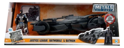 Batman - Justice League Batmobile and Batman 1:24 - image 1 of 2