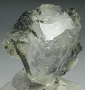 EPIDOT EINSCHLUSSQUARZ -40 KARAT GRÜNER KRISTALL AUS PAKISTAN, (Rt-111), - Bild 1 von 8
