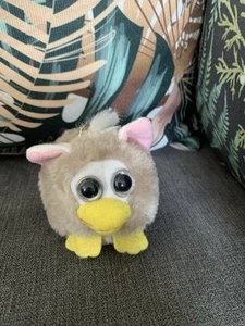 Fake Furby Pocket/Hoodie Pet Vibrating - Picture 1 of 2