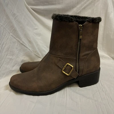 Botas Anne Klein Iflex Lyvia Cremallera Lateral Borde de Piel Marrón Talla 9.5 Tacón Bajo Moto Foto 1 de 4