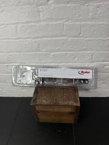Liberty Classics Limited Edition 1:64 Scale Collectible Ryder Tractor Trailer - Picture 1 of 8