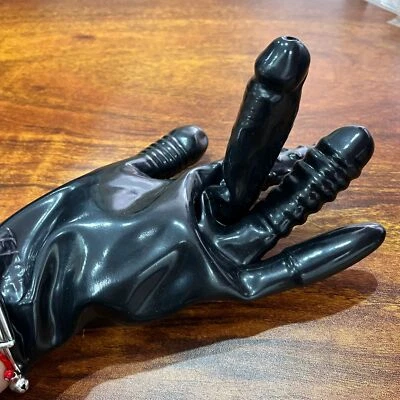 Vibrating Fingers Glove Dildo G Spot Clits Clitoris Stimulate Sextoy Masturbator - Image 1 of 4