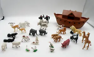 Vintage Noah's Ark Miniature Play Set Animals Boat Hong Kong ? 5059 NOT COMPLETE - Picture 1 of 13