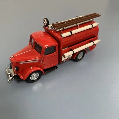 Matchbox Models Of Yesteryear 1939 Bedford Tanker YFE04 Excellent - Image 1 of 4