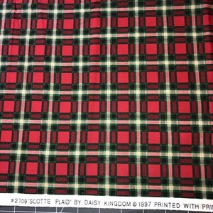 Daisy Kingdom Christmas Scottie Plaid 1997 Cotton Fabric 1/2 Yard 18 By 44” - Picture 1 of 2