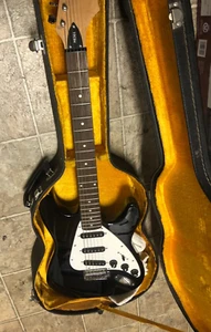 First Act ME301 Double Cutaway Six-String Right-Handed Electric Guitar includes - Picture 1 of 9