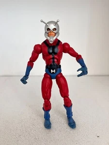 FIGURA DE ACCIÓN ANT-MAN SERIE HOMBRE GIGANTE BAF LEYENDAS DE MARVEL TOY BIZ 2006 - Imagen 1 de 4