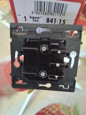 5 CommandesIndividuelle récepteur De Volet Roulant Sagane CAD Legrand Réf 841 15 - Photo 1/3