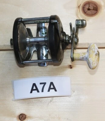 Carrete marinero de agua dulce y salada Ocean City 981 nivel pesca viento arrastre (A7A) Foto 1 de 4