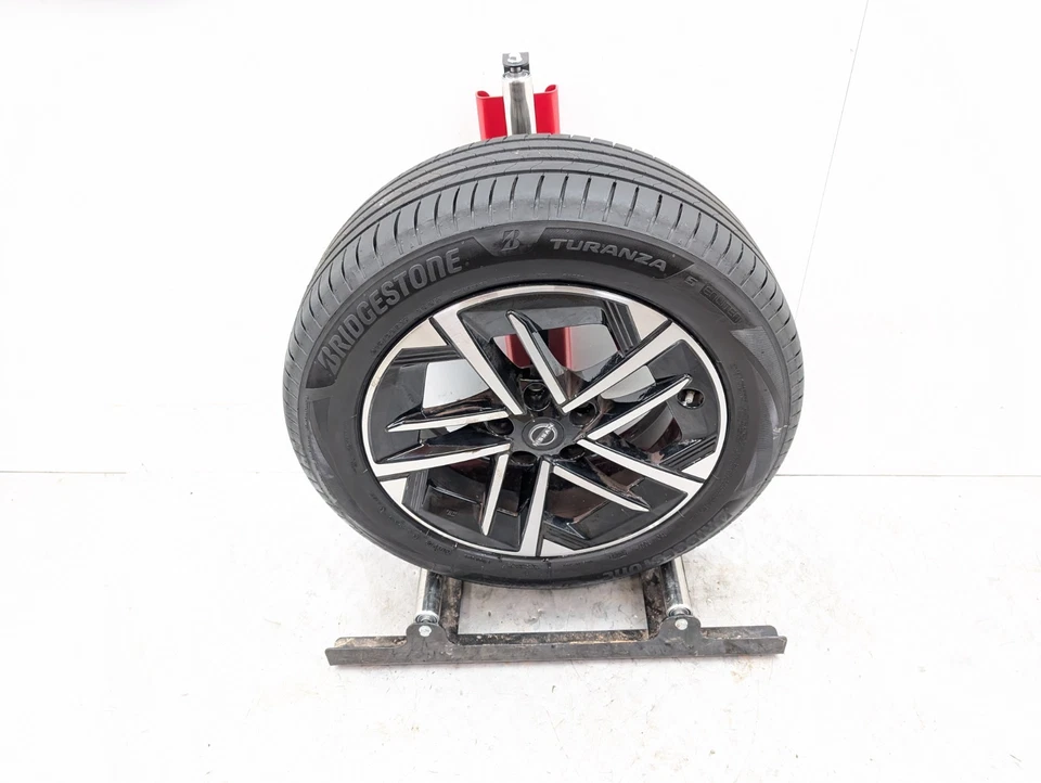 NISSAN JUKE F16 ER ALUFELGE & REIFEN 7,22MM 215/60/R17 17" 7J ET35 2024 - Bild 1 von 4