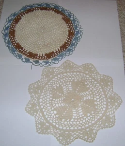 VINTAGE DECKCHEN HANDARBEIT GEHÄKELT!  10,5 Zoll breit, guter Zustand KOSTENLOSER Versand! - Bild 1 von 3