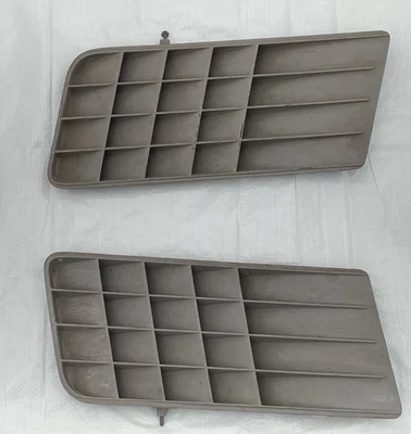 Chevrolet Corvette 1970 guardabarros persianas parrilla caja de huevos inserción moldura panel Foto 1 de 4