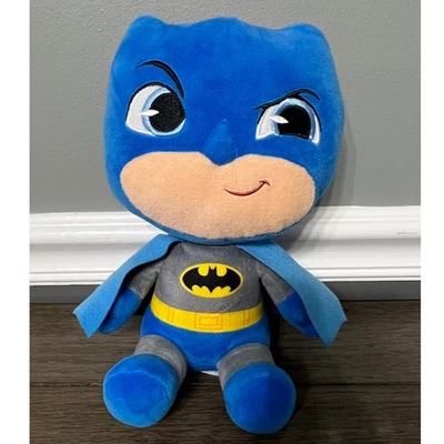 Juguete de peluche Kohl's Cares Batman DC Comics azul gris para niños Foto 1 de 4