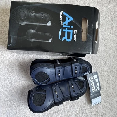 Botas de caballo Eskadron Air Flexisoft azul marino frente abierto Foto 1 de 4