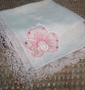 Dos pañuelos infantiles vintage, flor rosa y azul - Imagen 1 de 4