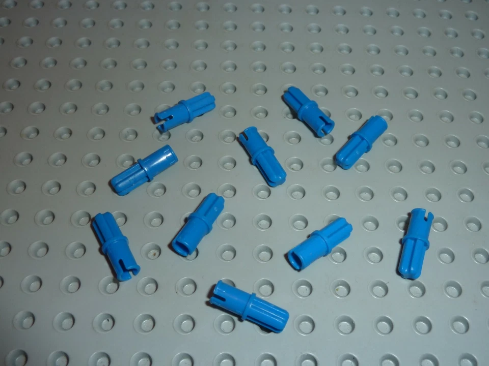 10 x LEGO Bleu Technic Axle Pin with Friction / 43093 / 8274/8421/9761/8258/8285 - Photo 1/1