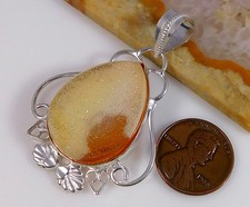 2.00 Inch Nr C51716O Onyx Druzy Pendant