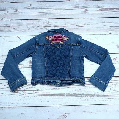 Chaqueta de mezclilla recortada de piedra del Rin con parte inferior de Apple para niñas talla grande Foto 1 de 4