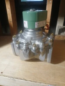 NUEVA VÁLVULA SOLENOIDE DE GAS DE 2 VÍAS ASCO 2-1/2" 28.2W 120 BOBINA DE VACÍO 5 PSI GAS 8215A090 - Imagen 1 de 5