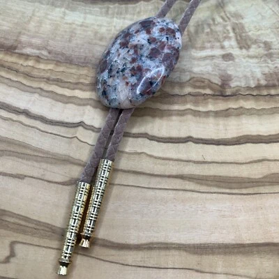 Винтажный мужской галстук-боло из яшмы овальный кабошон юго-западные золотистые концы - Изображение 1 из 4