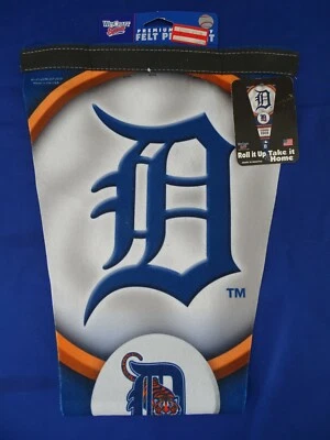 DETROIT TIGERS ROLL UP FELT PREMIUM PENNANT 12"x30" BRAND NEW WINCRAFT A4 - Image 1 of 4
